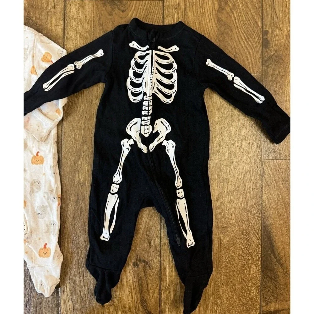 Old Navy Baby Boy Girl Halloween Skeleton Outfit 6/9 Months Sleeper 2 Way Zipper
